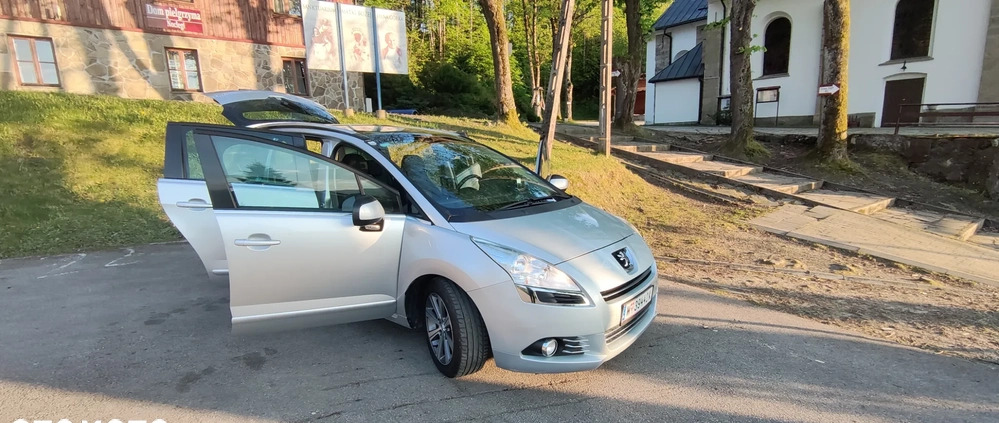 Peugeot 5008 cena 17900 przebieg: 253600, rok produkcji 2011 z Urzędów małe 137